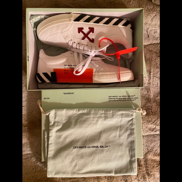 Off-White Other - NWT Off White Vulcs